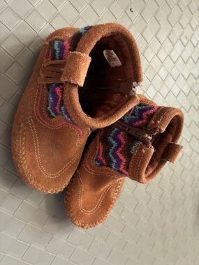 Kids Minnetonka toddler US9